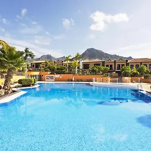 Exclusive Townhouse In Central Plaza Del Duque Close To The Beach Costa Adeje (Tenerife)
